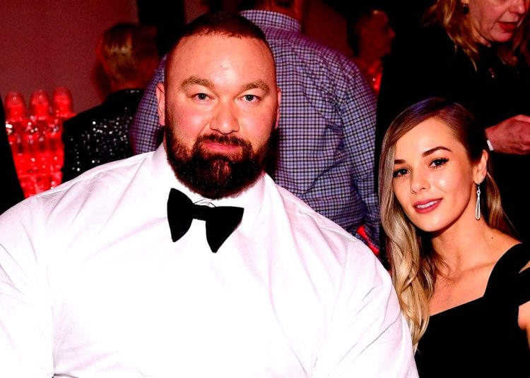 Cel mai puternic om din lume mănâncă din două în două ore