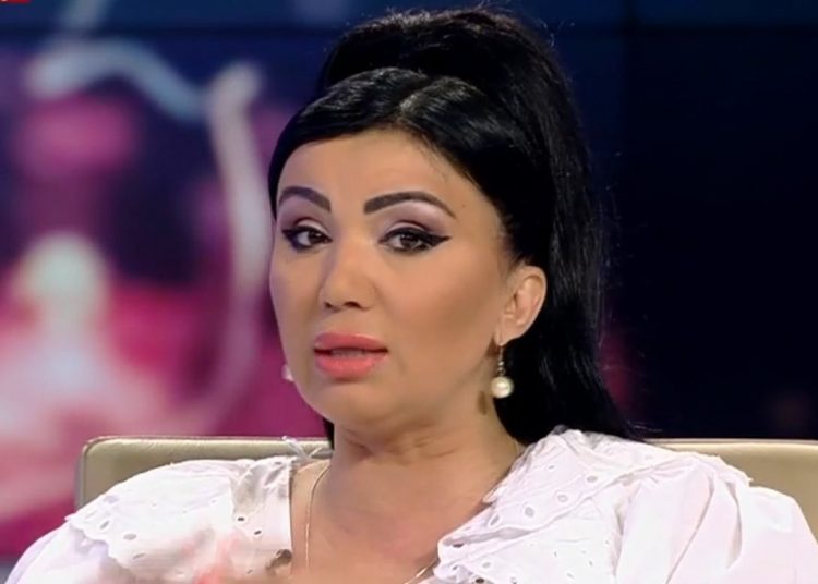 Ana Morodan nu mai suportă ce formă au sânii. A decis să ia atitudine