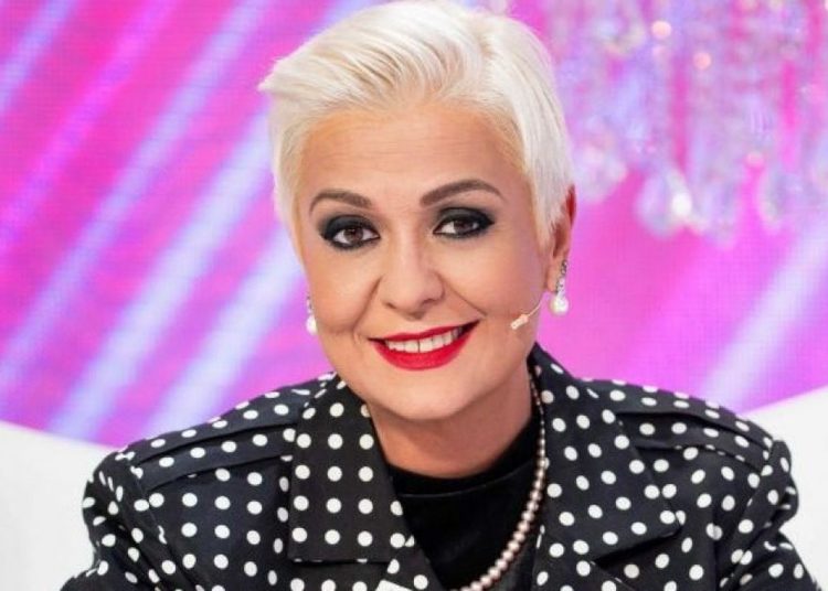 Ce melodii ascultă băiatul celebrei Monica Anghel