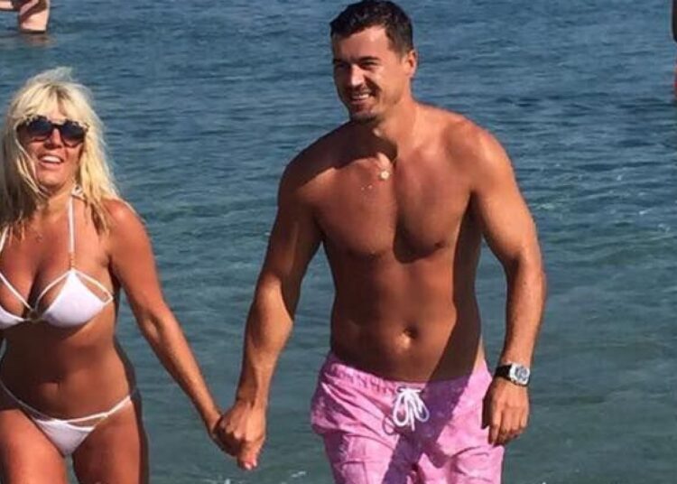 Probleme în Paradis? Ce se întâmplă cu veniturile iubitului Elenei Udrea