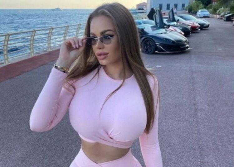 Daria Radionova cerută în căsătorie. E în culmea fericirii