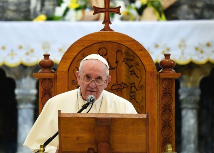 Cine îi vrea sfârșitul Papei Francisc. „Sunt încă în viaţă, deşi unele persoane m-au vrut mort!”