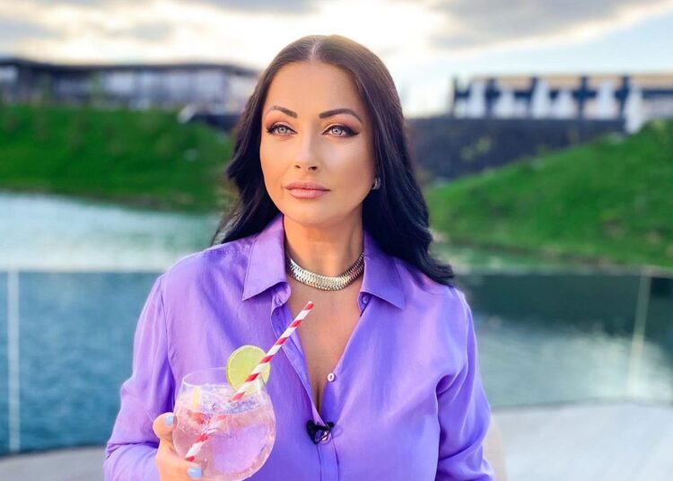 Gabriela Cristea a rămas fără mașină. Cu ce automobil circulă acum