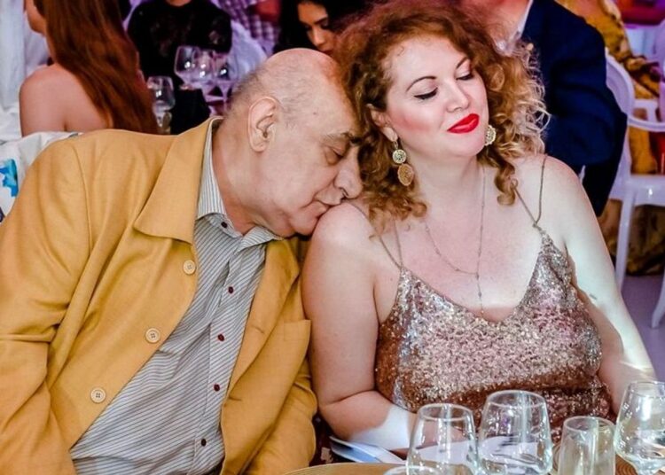 Oana şi Viorel Lis nu se mai pot descurca deloc cu banii. Nu au din ce trăi și au rămas restanți la întreținere