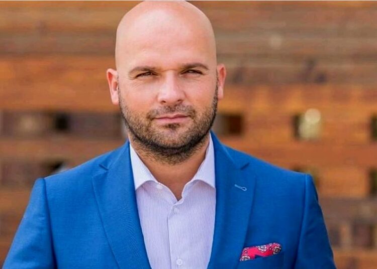 Andrei Ștefănescu, probleme mari din cauza coronavirusului. Cu ce se luptă acum