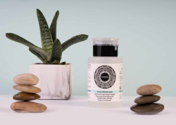 Rutina de ingrijire a tenului dimineata. Recomandari VIPERA din gama de dermato-cosmetice Cos-Medica