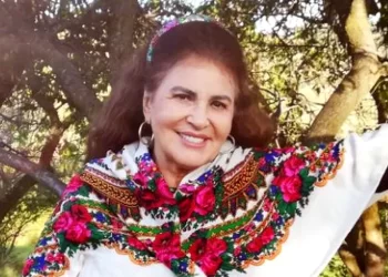 Irina Loghin, hotărâtă să plece din România!