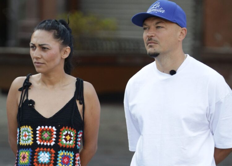 Puya și Melinda, cazați de un vrăjitor! Condiții oribile la America Express!