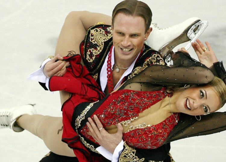 Campionul la patinaj Roman Kostomarov a rămas și fără mâini! Toate membrele i-au fost amputate!