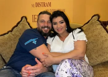 Adriana Bahmuțeanu și George Restivan, gata de nuntă! Au anunțat și data!