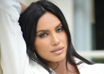 Alina Pușcău, hărțuită! Agresorul a scris o carte despre ea!