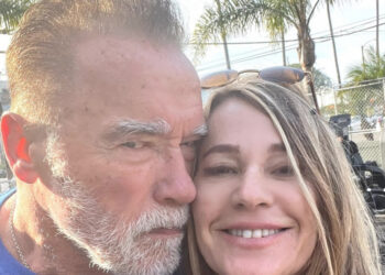 Nadia Comăneci, întâlnire cu Arnold Schwarzenegger, chiar la sală!