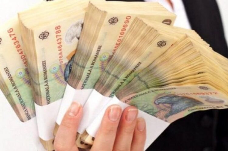 Guvernul va acorda și mai multe pensii speciale fostei nomenclaturi! Proiectul privind tăierea taxelor pe muncă a fost respins!