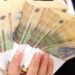 Guvernul va acorda și mai multe pensii speciale fostei nomenclaturi! Proiectul privind tăierea taxelor pe muncă a fost respins!