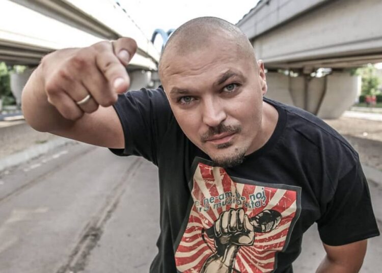 Puya şi Melinda au făcut o avere cu America Express! Și-au tras o vilă cu două etaje!