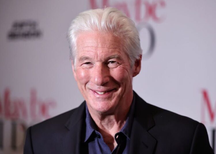 Richard Gere, internat de urgență! Vezi ce a pățit în Mexic!