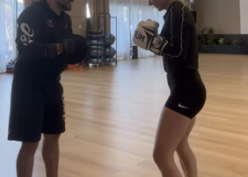 Nu ai fi crezut că poate! Vezi de ce s-a apucat Simona Halep!
