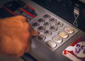 Beneficiile unui curs profesional de manichiură