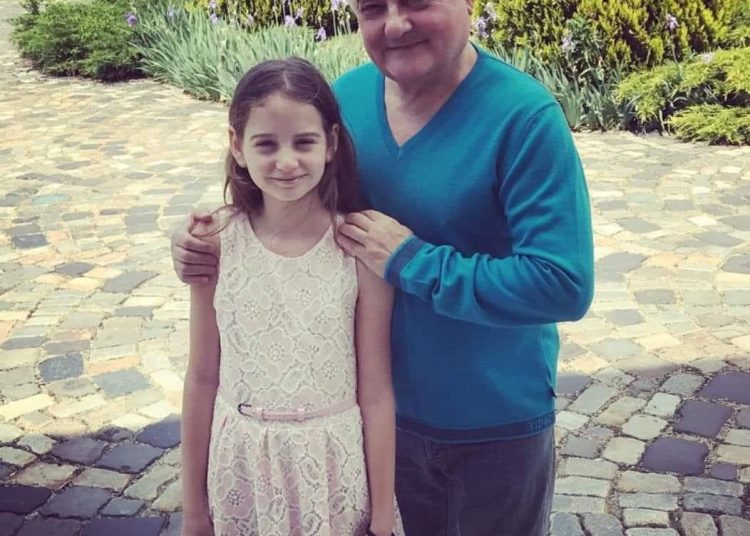 Irinuca i-a sărit în ajutor tatălui ei. Câți bani i-a trimis lui Irinel Columbeanu, la azil?