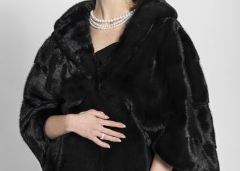 Haine de blană pentru femei: cum să te simți feminină și sofisticată
