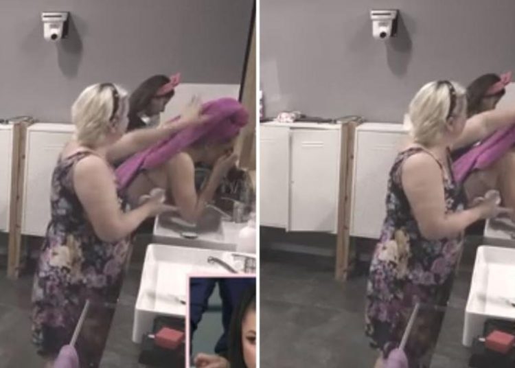 Ce s-a întâmplat în baie între Daria și Anina, înainte ca mama să răbufnească la adresa ei?