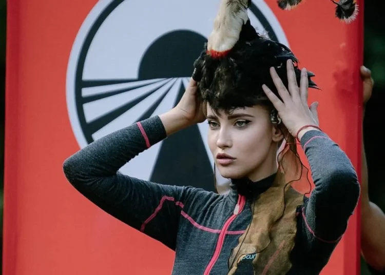 Iulia Albu și-a ieșit din minți la America Express! De ce i-a sărit muștarul celei mai mari designer de modă din România?