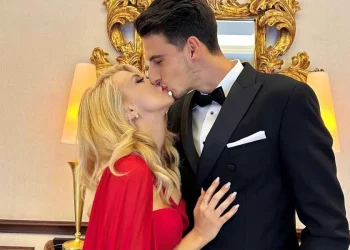 Cvadragenara Andreea Bălan urlă de plăcere în dormitor! „Momentele petrecute împreună sunt celebrate la o intensitate mare!”
