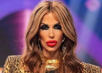 Răvășitoarea Raluca Bădulescu, diva care ar putea avea orice bărbat datorită frumuseții impecabile, are acasă nu mai puțin de 200 de perechi de pantofi