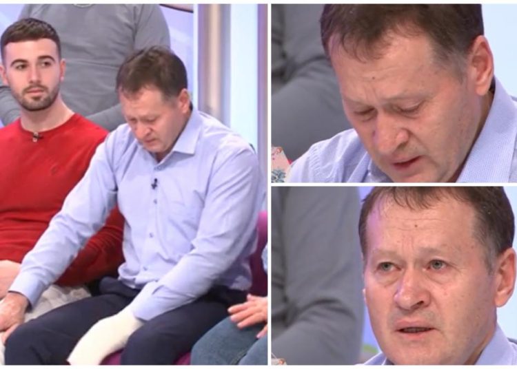 Domnul Ion nu și-a mai putut stăpâni lacrimile în direct. Momentul emoționant cu tatăl lui Alexandru