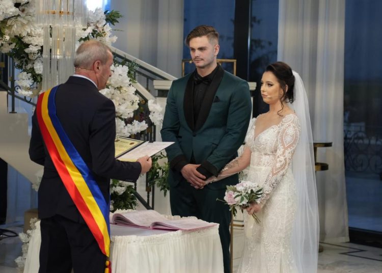 Cum se înțelege Ramona cu socrii. Ce a dezvăluit despre mama lui Stelian