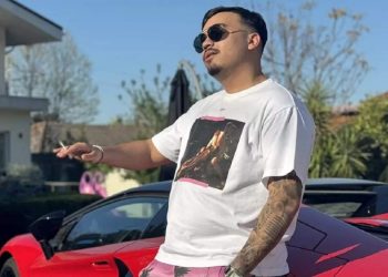 Cu ce cadouri își surprinde Adrian Minune Jr. noua iubită