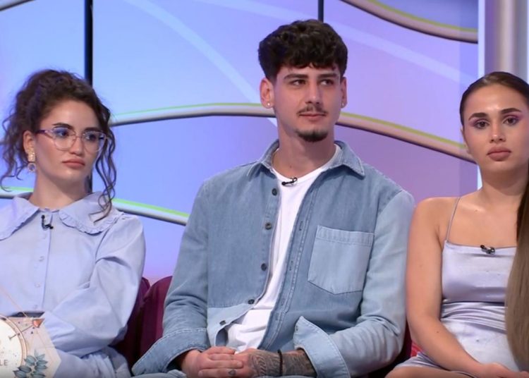 Amalia nu crede explicația dată de Liliana! Care consideră că e motivul pentru care o vrea plecată