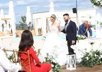 Valentin a spus că el și Alina s-au despărțit. Modul neașteptat prin care tânărul a ales să dea vestea separării