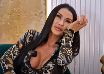 O mai recunoști? Daniela Crudu, nemulțumită foc de ultimele operații estetice!