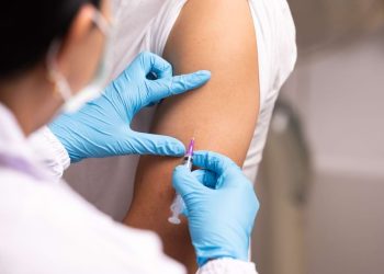 Interes mai mare pentru vaccinul HPV: cum evoluează situația în România