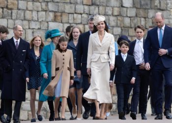 Familia regală britanică, prezentă la slujba de Paște de la Castelul Windsor