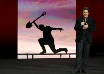 Tom Cruise surprinde cu o transformare pentru un nou rol