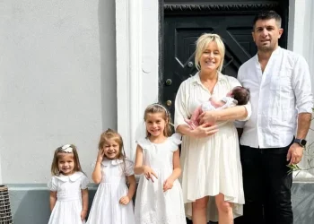 Familie în extindere: Laura Cosoi și soțul ei, noi detalii despre copil