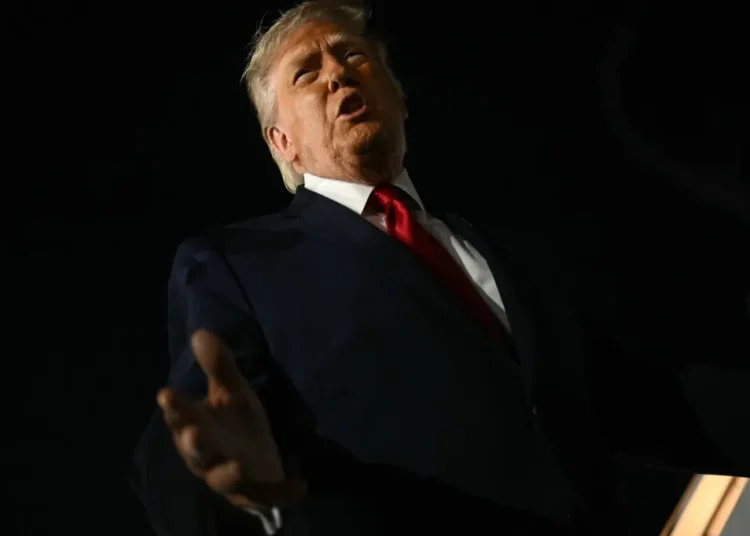 Donald Trump, huiduit la finala NBA de la New York în timpul imnului național